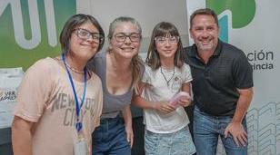 M&aacute;s de 300 lentes para ni&ntilde;os en escuelas primarias p&uacute;blicas