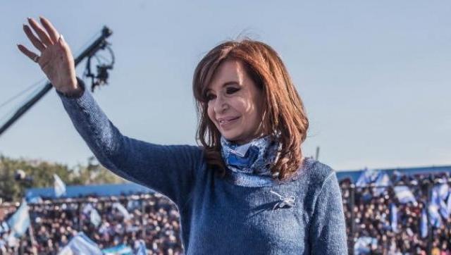 Cristina cierra su campaña en la sede de la UNLaM en González Catán