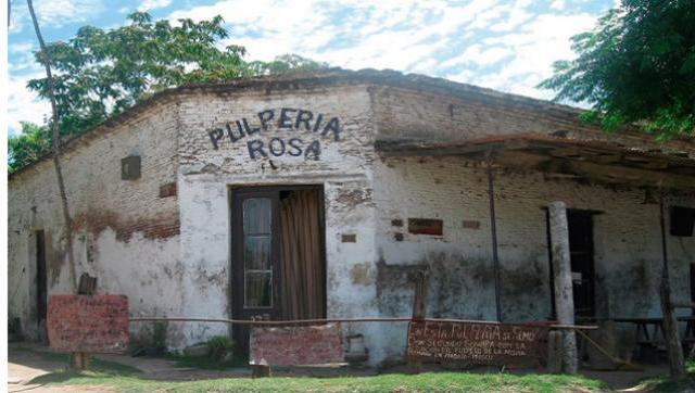 la primera pulpería y almacén de ramos generales que se instala en la zona (Santa Rosa y Rivadavia, foto)