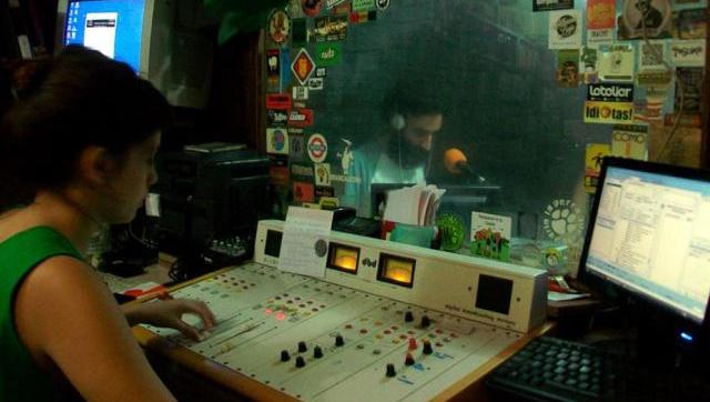 20 años de FM Fribuay, bastión de la comunicación popular en el oeste