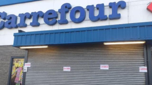 Dos sucursales de Carrefour fueron clausuradas por incumplir una ordenanza municipal