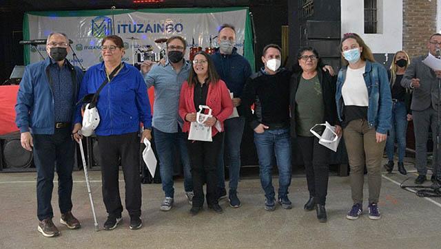 Aniversario N°25 de las Manzaneras en Ituzaingó