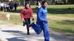 Deporte e inclusión en una jornada a pura alegría en el polideportivo La Torcaza