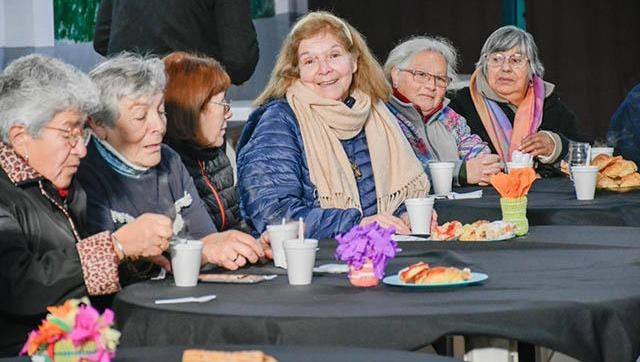 Continúan las jornadas de acompañamiento y atención a personas mayores adultas